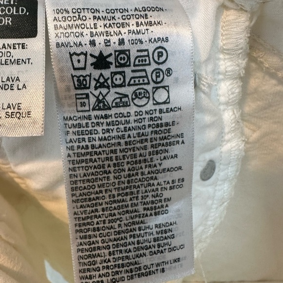 501 Levi's Frayed Denim Shorts- White - Picture 5 of 9